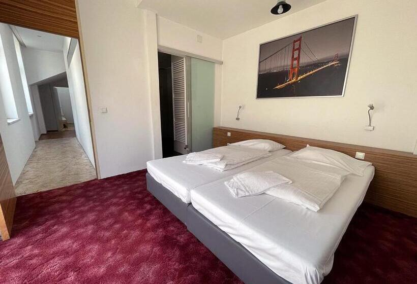 آپارتمان 1 خوابه با بالکن, Metro Apartments Vienna