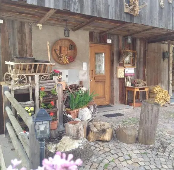 エコノミールーム, Cianbolpin Guesthouse