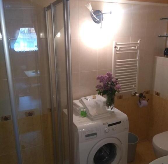 Pokój Ekonomiczny, Cianbolpin Guesthouse