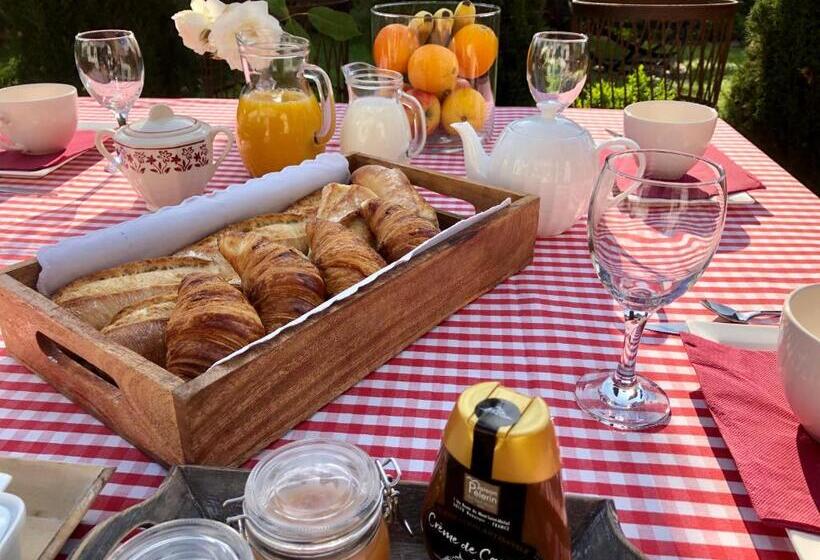 Номер Стандарт Вид на Сад, Le Grenier Du Jardin