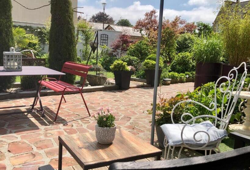 Номер Стандарт Вид на Сад, Le Grenier Du Jardin