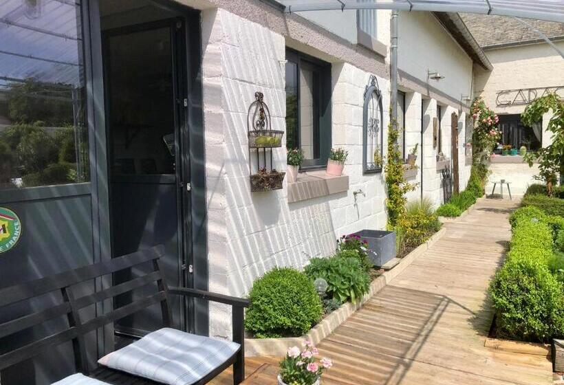 Семейный Номер, Le Grenier Du Jardin