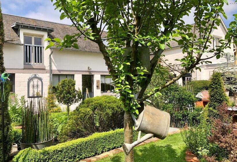 Семейный Номер, Le Grenier Du Jardin
