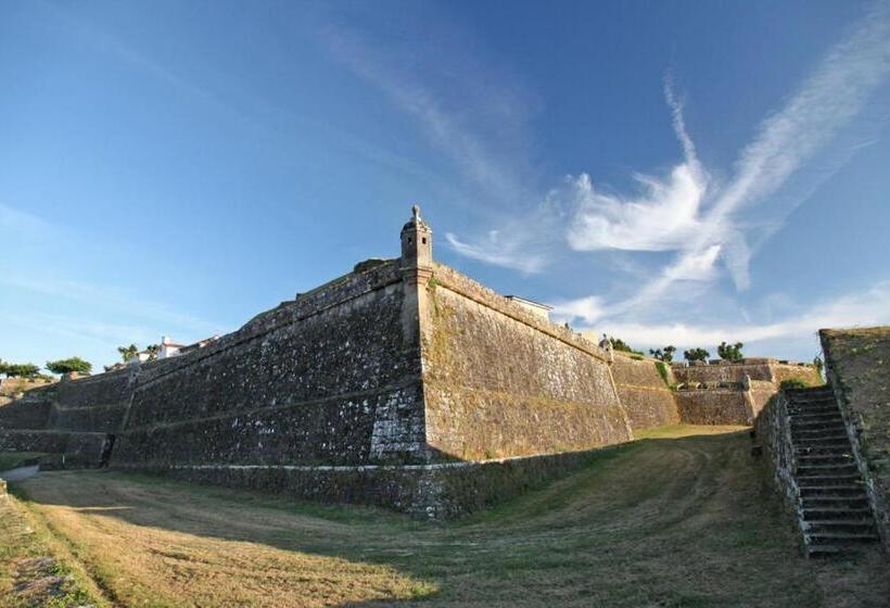 家庭间, Residencial Portas Do Sol