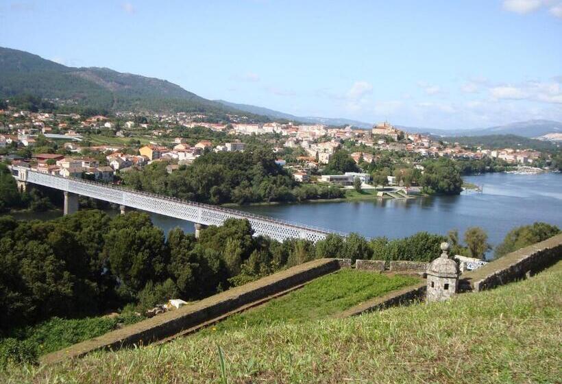 家庭间, Residencial Portas Do Sol