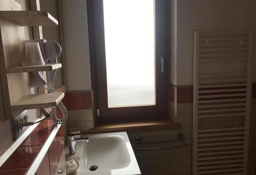 スタンダードトリプルルーム, Locanda Al Terrazzo