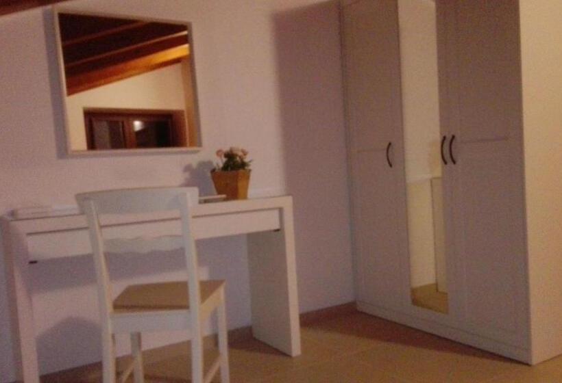 Семейный Номер Deluxe, B&b Villa Di Bartolomeo