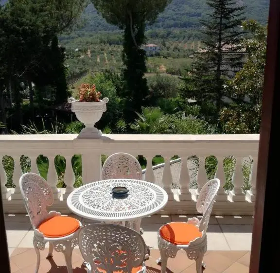 デラックスの4人部屋, B&b Villa Di Bartolomeo