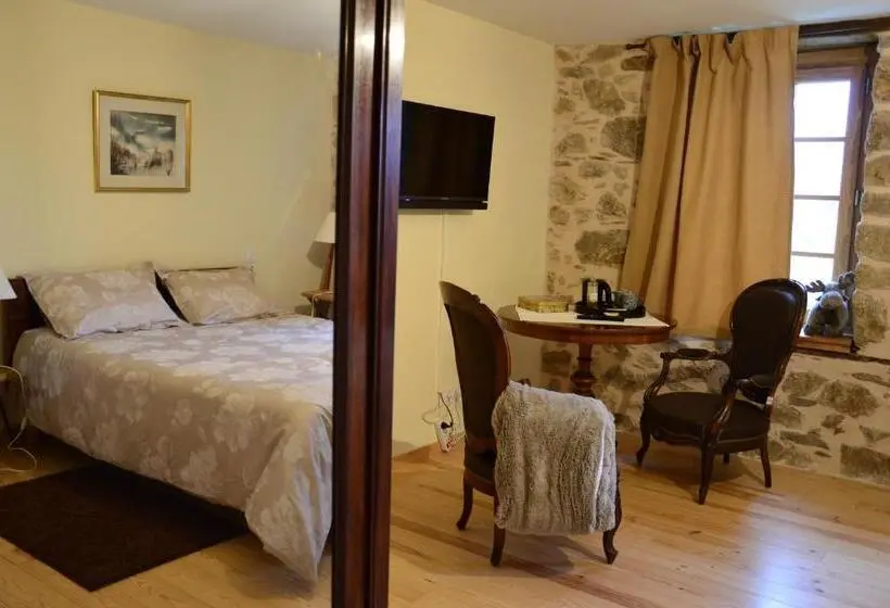 マウンテンビュースタンダードルーム, Chambres Et Table D Hôtes Du Péré