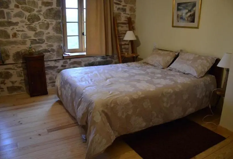 マウンテンビュースタンダードルーム, Chambres Et Table D Hôtes Du Péré