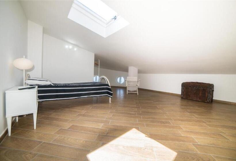 スタンダードシングルルーム, Le Voyageur Cilento