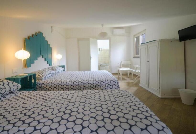 コンフォートトリプルルーム, Le Voyageur Cilento