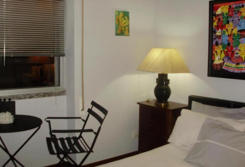 غرفة قياسية, Miguel Torga Room