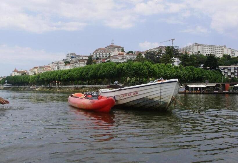 غرفة قياسية مع حمام خارجي, Miguel Torga Room