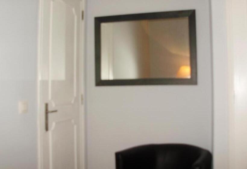 غرفة قياسية, Miguel Torga Room