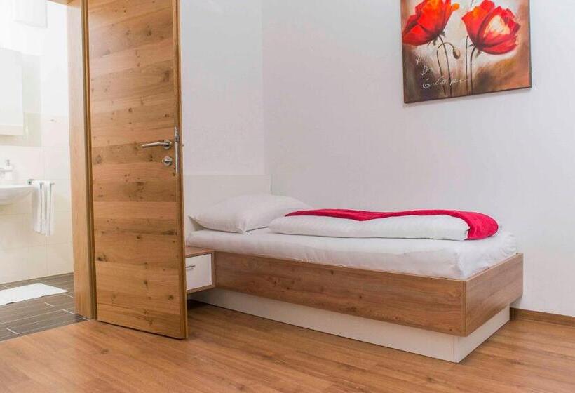 标准单人间, Pension Gschaider