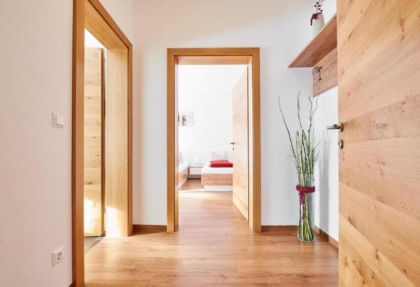 标准三人间, Pension Gschaider