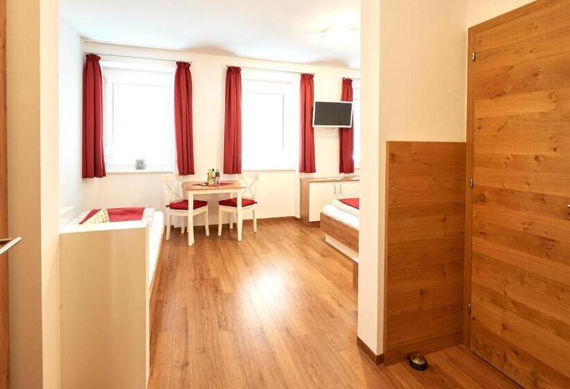 家庭间, Pension Gschaider