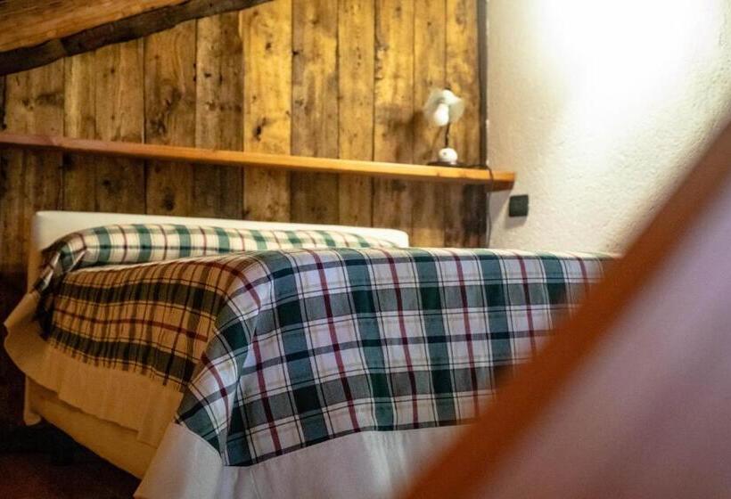 غرفة قياسية رباعية, Antica Casa Di Montagna Maison Bovard