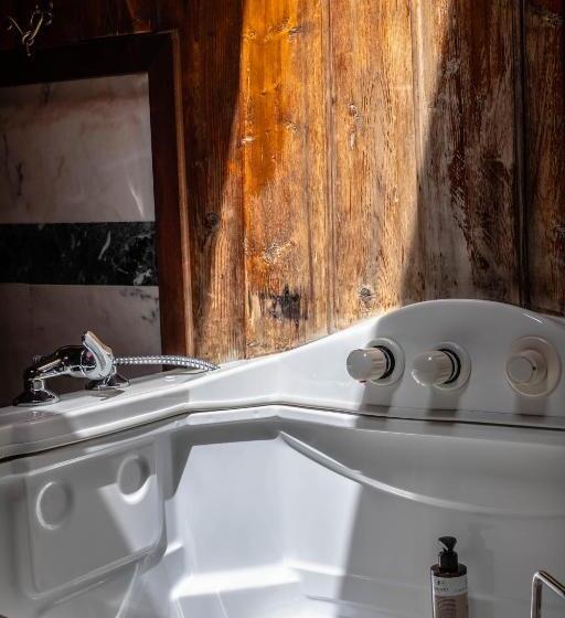 غرفة قياسية رباعية, Antica Casa Di Montagna Maison Bovard