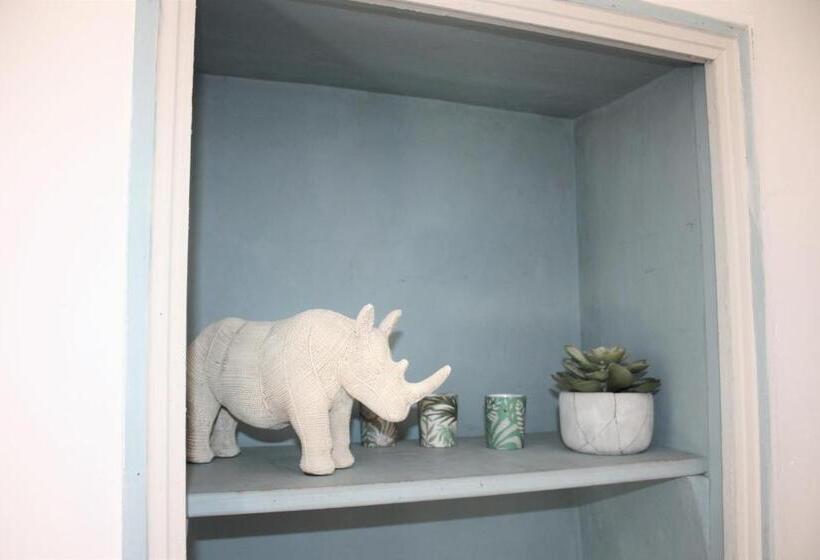 غرفة قياسية مزوَّدة بشُرفة, H2o Chambres D Hôtes