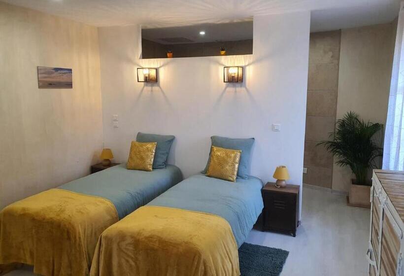 منزل غرفتين نوم, H2o Chambres D Hôtes