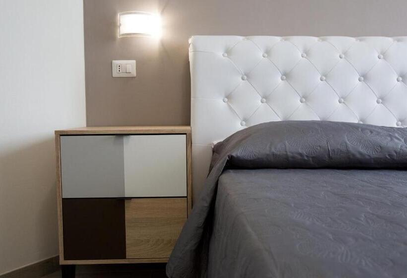 غرفة قياسية, La Suite