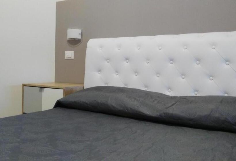Номер Стандарт, La Suite