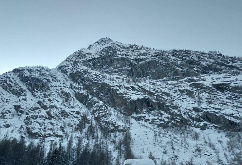 四人标准间, Antica Casa Di Montagna Maison Bovard