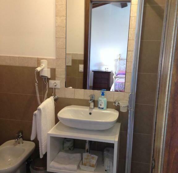 スタンダードルーム, Agriturismo Rocca Del Nera