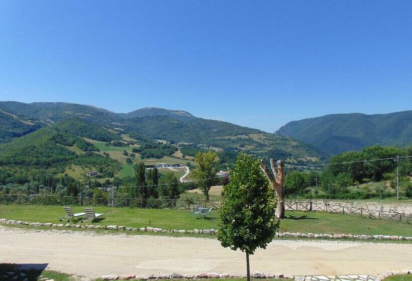 スタンダードルーム, Agriturismo Rocca Del Nera
