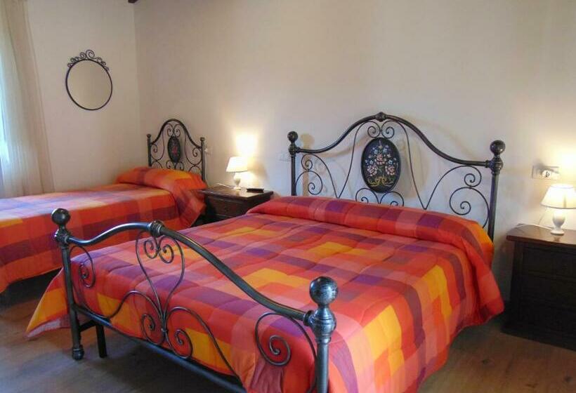 スタンダードルーム, Agriturismo Rocca Del Nera