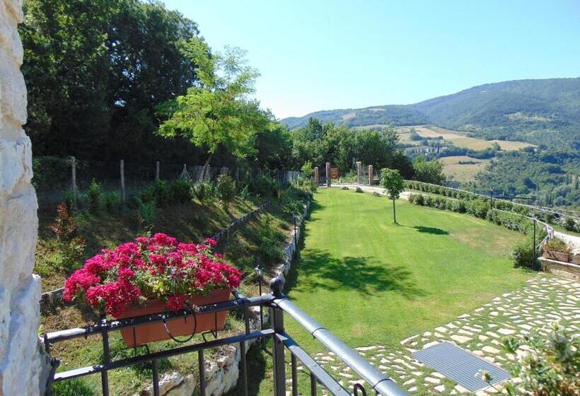 バルコニー付きスタンダードルーム, Agriturismo Rocca Del Nera