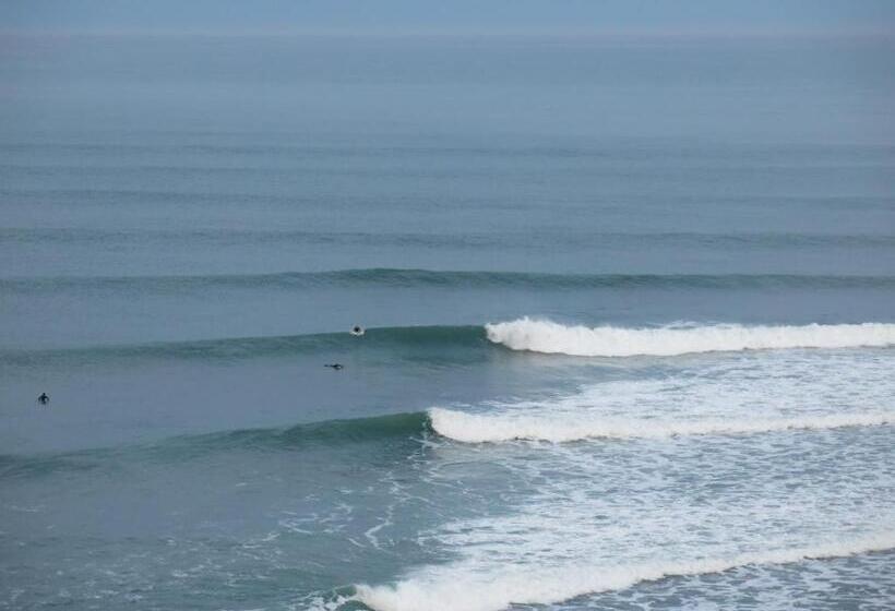 اتاق استاندارد با سرویس بهداشتی مشترک, Ericeira Soulsurfers Guesthouse