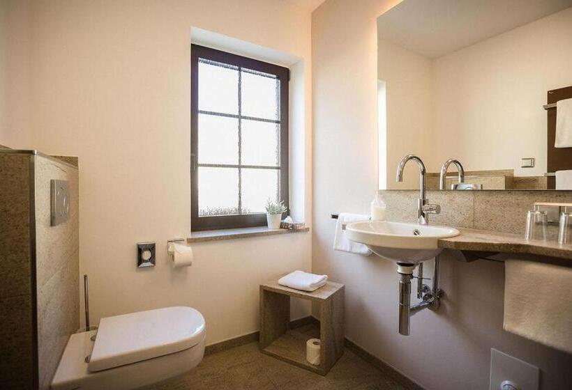 חדר סטנדרט עם מרפסת, Weinhotel Offenstein Erben