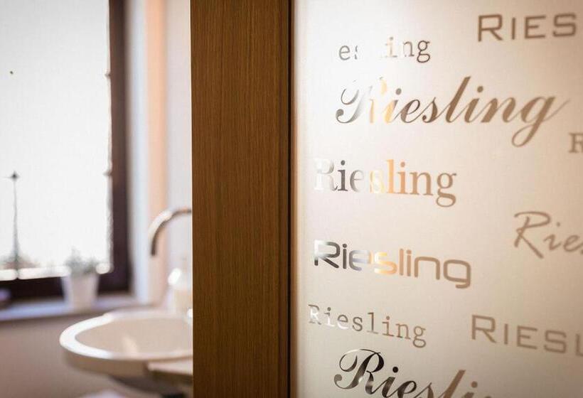 חדר סטנדרט עם מרפסת, Weinhotel Offenstein Erben