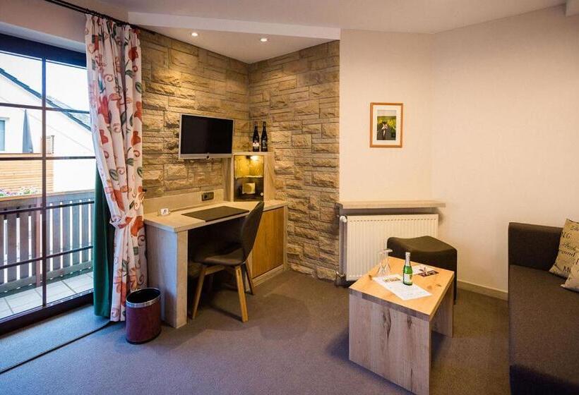 חדר סטנדרט עם מרפסת, Weinhotel Offenstein Erben