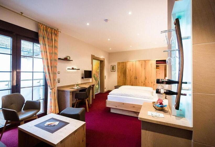 חדר דלוקס עם מרפסת, Weinhotel Offenstein Erben