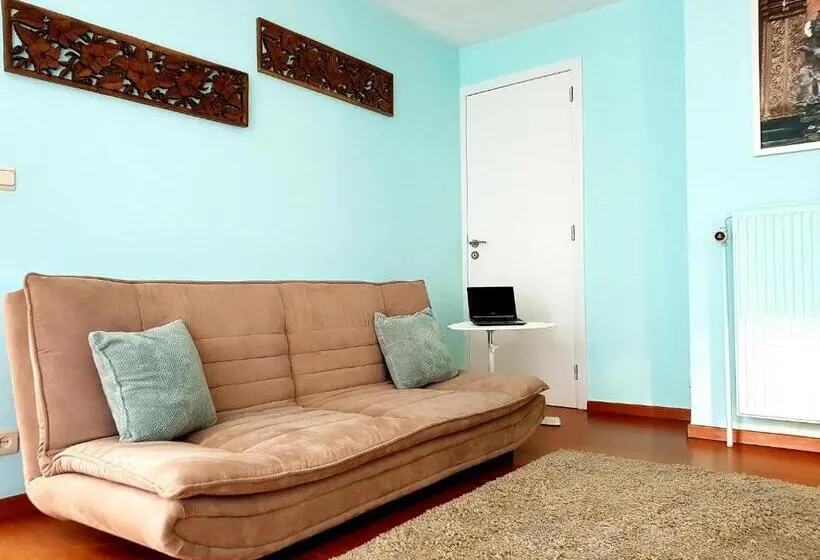 سوییت با چشم‌انداز باغ, B&b Prince D’orange Waterloo