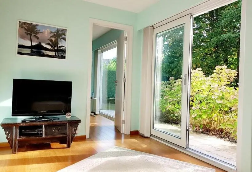 سوییت با چشم‌انداز باغ, B&b Prince D’orange Waterloo