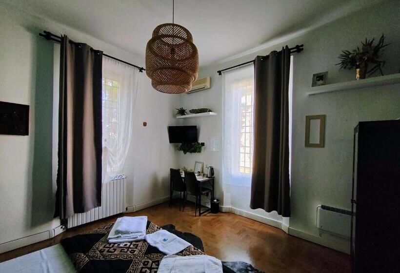 غرفة قياسية حمام مشترك, B&b Villa Rivabella