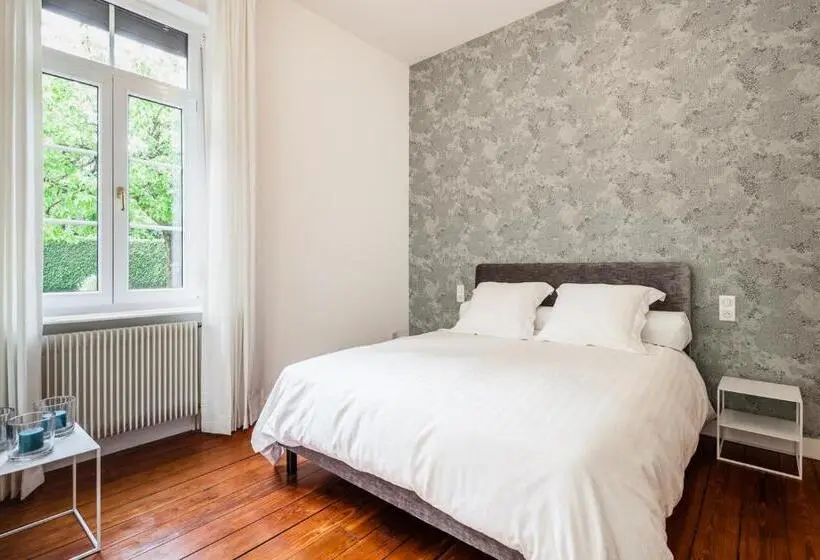 スタンダード４人部屋, Chambre D Hôtes Du Côté Des Remparts