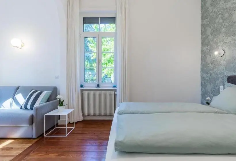 スタンダード４人部屋, Chambre D Hôtes Du Côté Des Remparts
