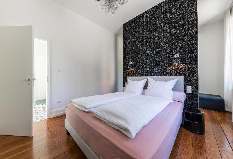 舒适三人间, Chambre D Hôtes Du Côté Des Remparts