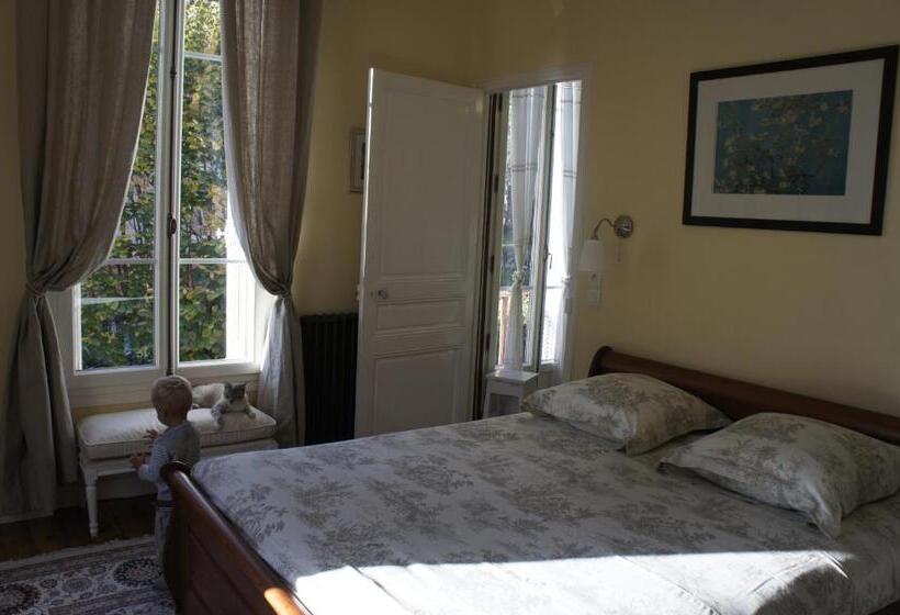 غرفة قياسية مزوَّدة بشُرفة, La Ribambelle