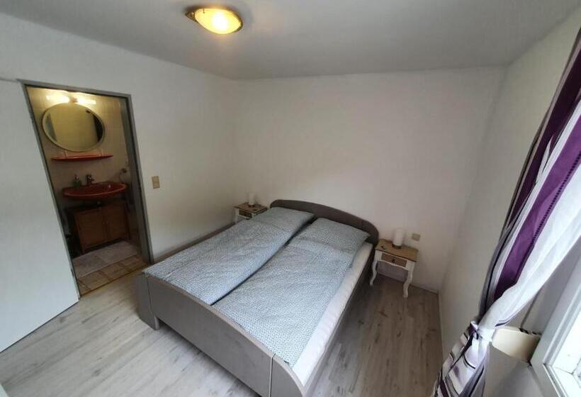 Апартаменты 1 Спальня, Pension Rehschopp