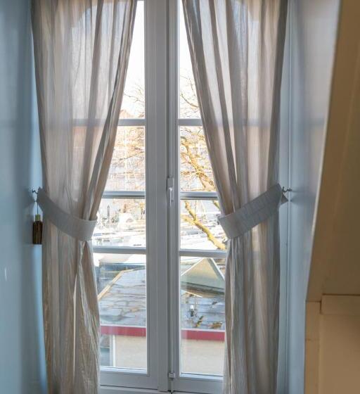 Люкс Deluxe Кровать Кинг, El Puerto Bed And Breakfast