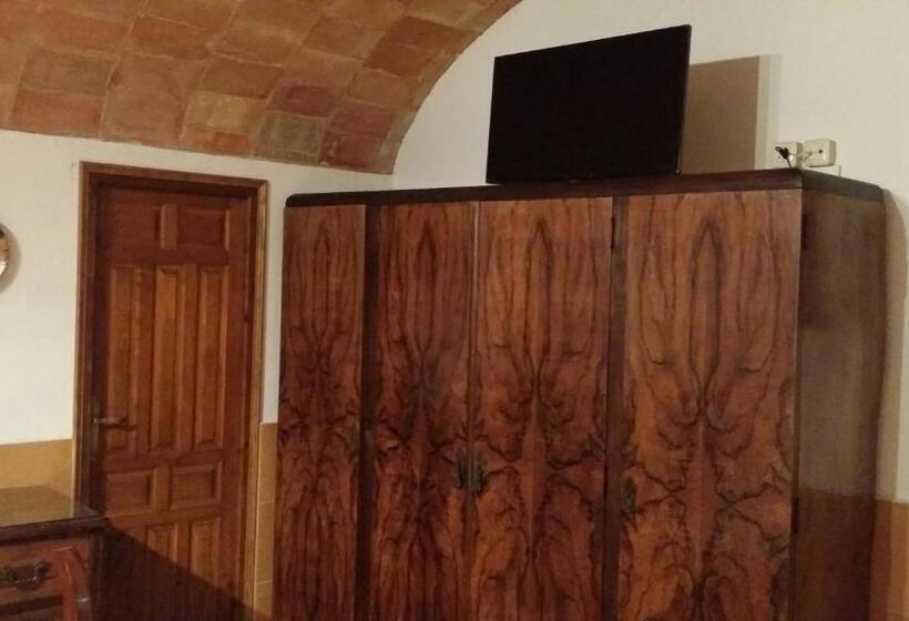 اتاق استاندارد با چشمانداز کوهستان, Mas Pericay