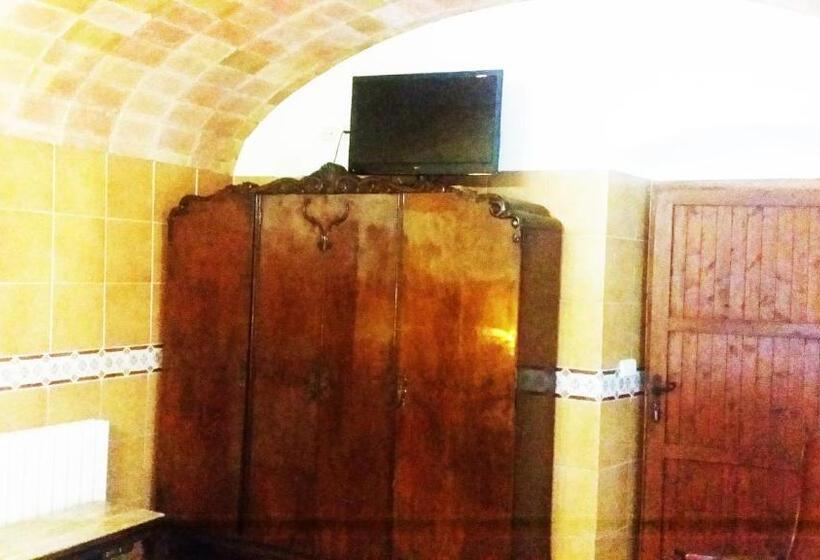 חדר סטנדרט נוף להרים, Mas Pericay