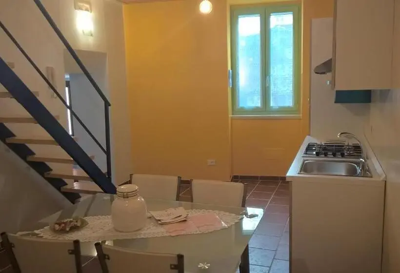１ベッドルームドゥプレックスアパートメント, La Piccola Torre